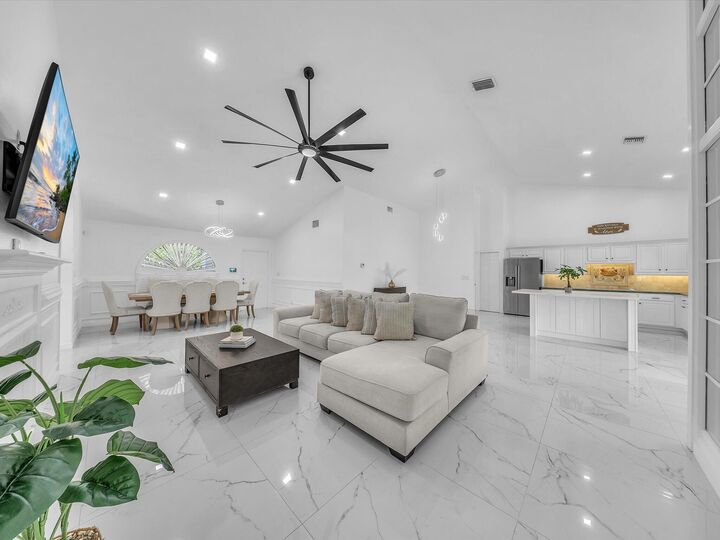 Property Photo:  2065 NW 127th Terrace  FL 33071 