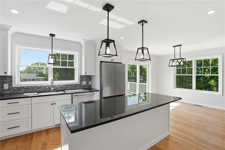 Property Photo:  5 Teresa Ann Crossing 5  RI 02893 