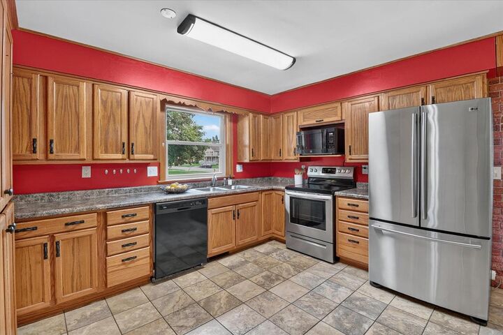 Property Photo: 2002 Mineral Point Avenue WI 53548