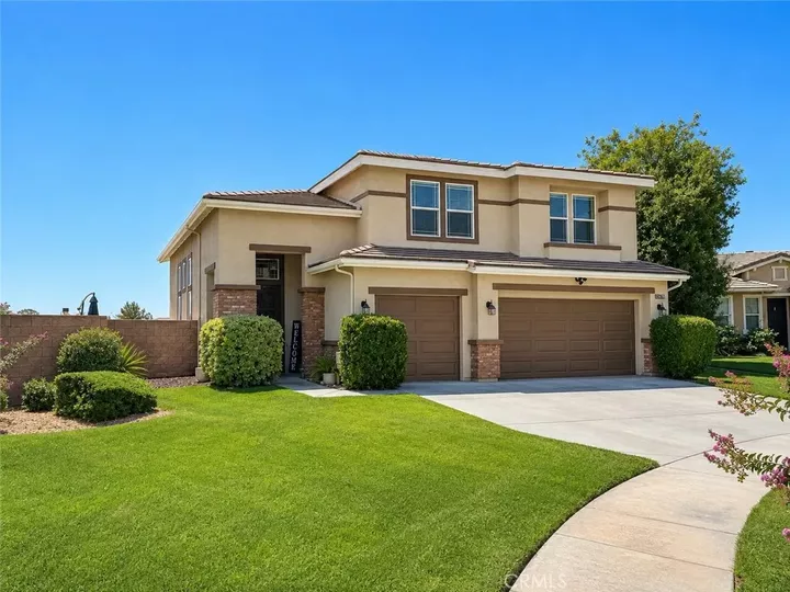 Property Photo:  34293 Oakwood  CA 92399 
