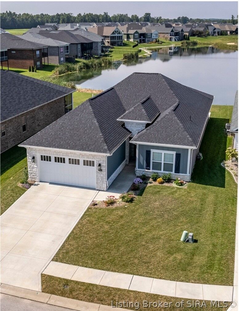 Property Photo:  1707 Greenbrier Place  IN 47126 