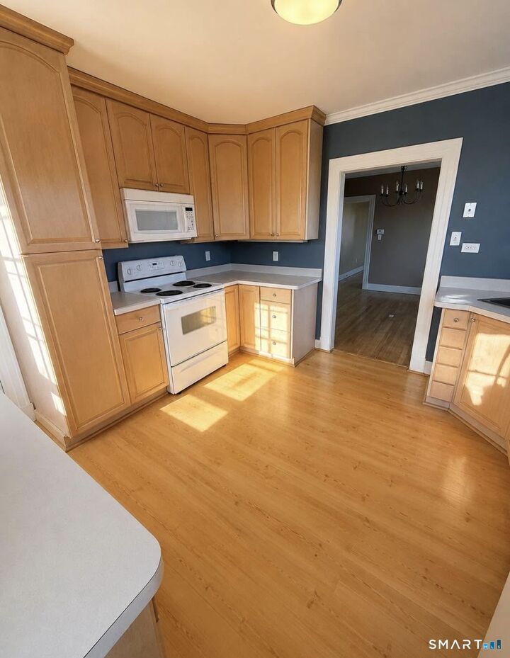 Property Photo: 75 Lancaster Road CT 06119