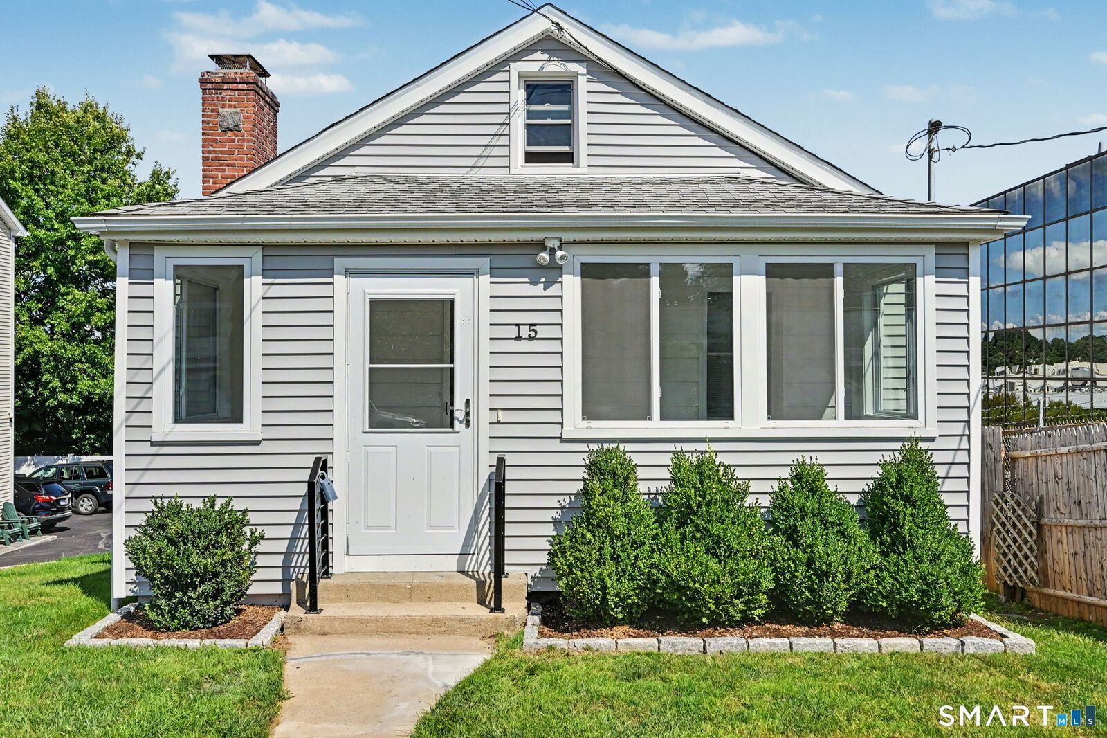 Property Photo:  15 Whitmore Lane  CT 06902 
