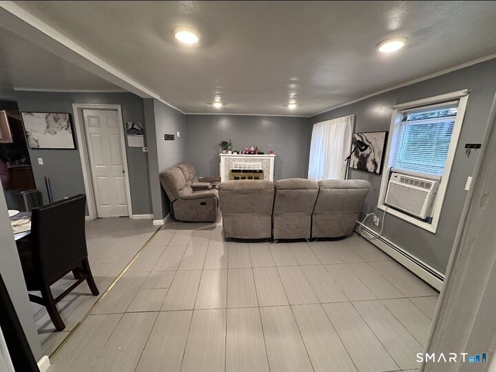 Property Photo:  139 Hickory Street  CT 06360 