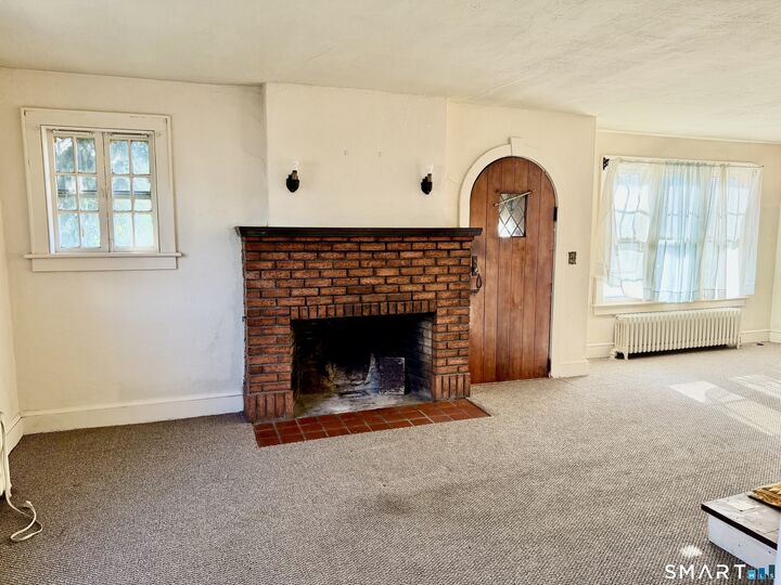 Property Photo:  91 Garfield Avenue  CT 06810 