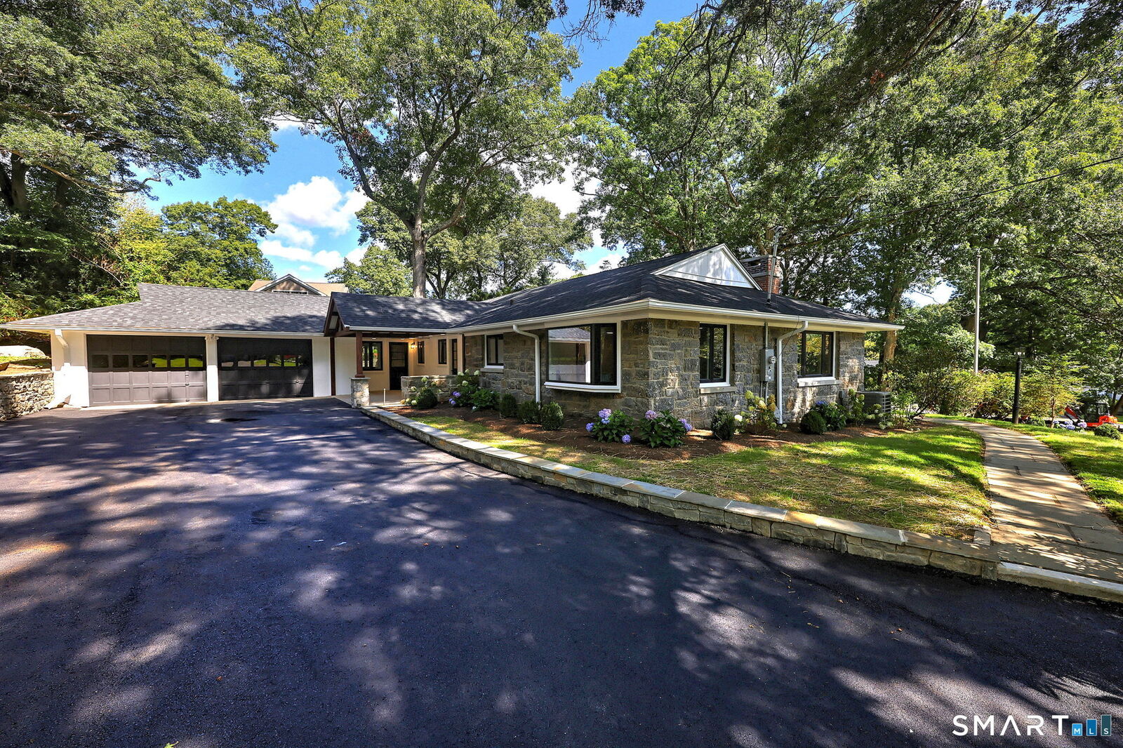 Property Photo:  50 Oak Ridge Road  CT 06614 