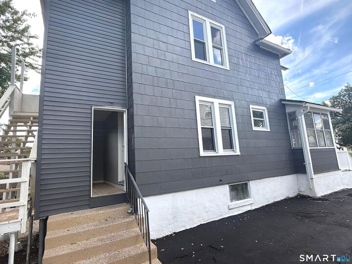 Property Photo:  74 Grove Street  CT 06457 
