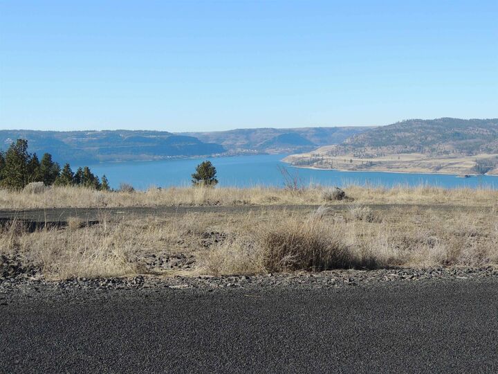 Property Photo: 41225 Vista Dr N WA 99122