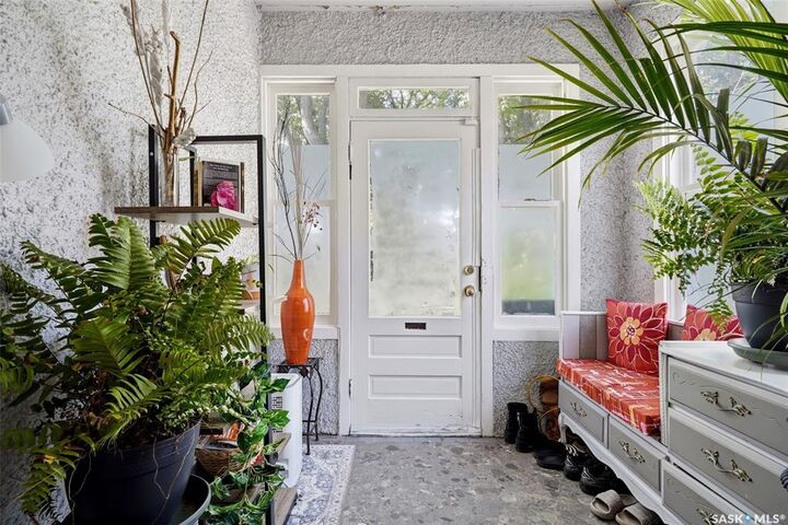 Property Photo:  2071 Argyle Street  SK S4T 3S8 