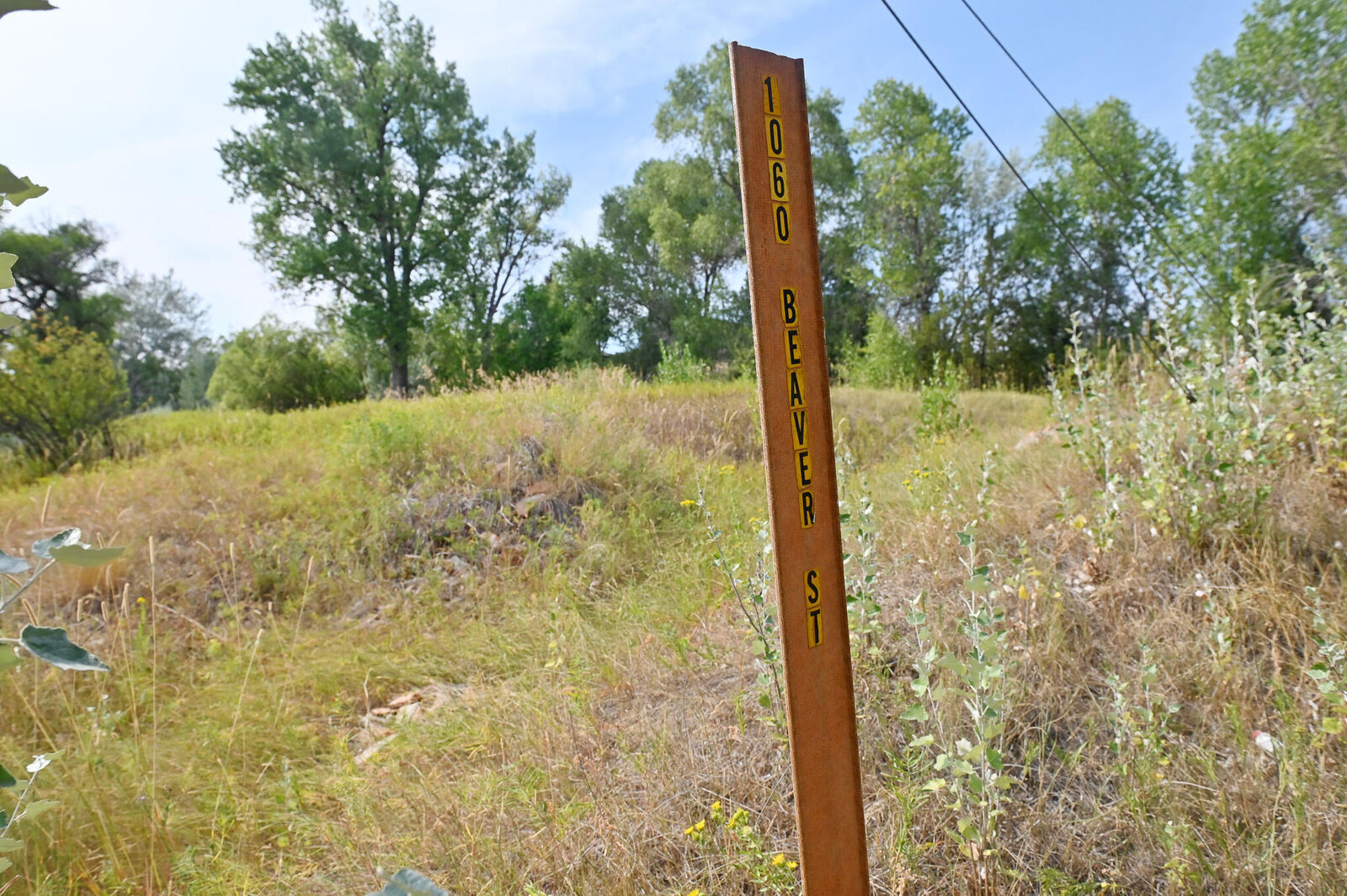 Property Photo:  