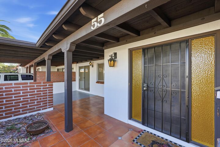 Property Photo:  55 N Los Pinos  AZ 85614 