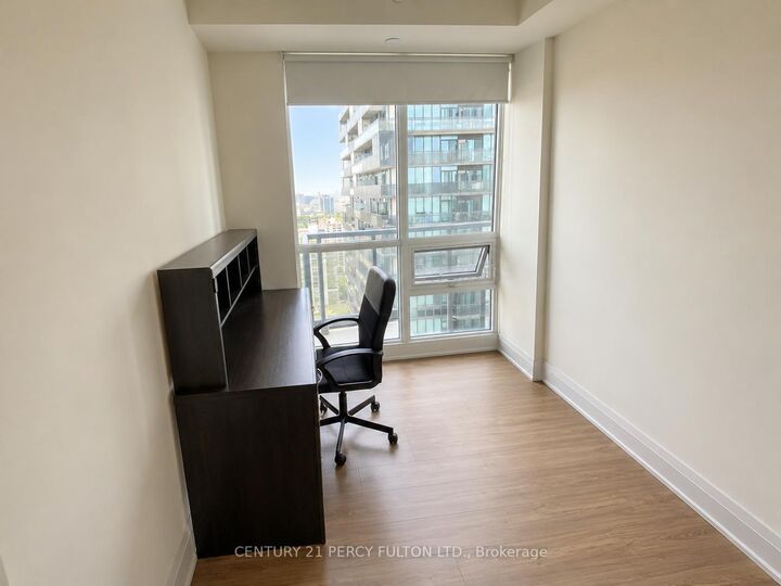 Photo de la propriété: 30 Roehampton Avenue 2402 ON M4P 1R2