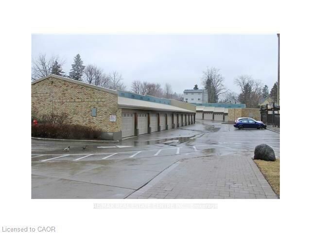 Property Photo:  3 Father David Bauer Drive 307  ON N2L 6M1 