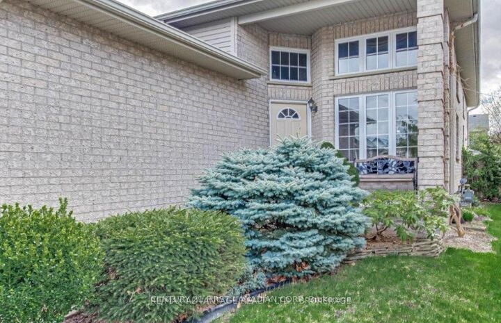 Property Photo:  971 Fogerty Street NE  ON N5X 4M2 