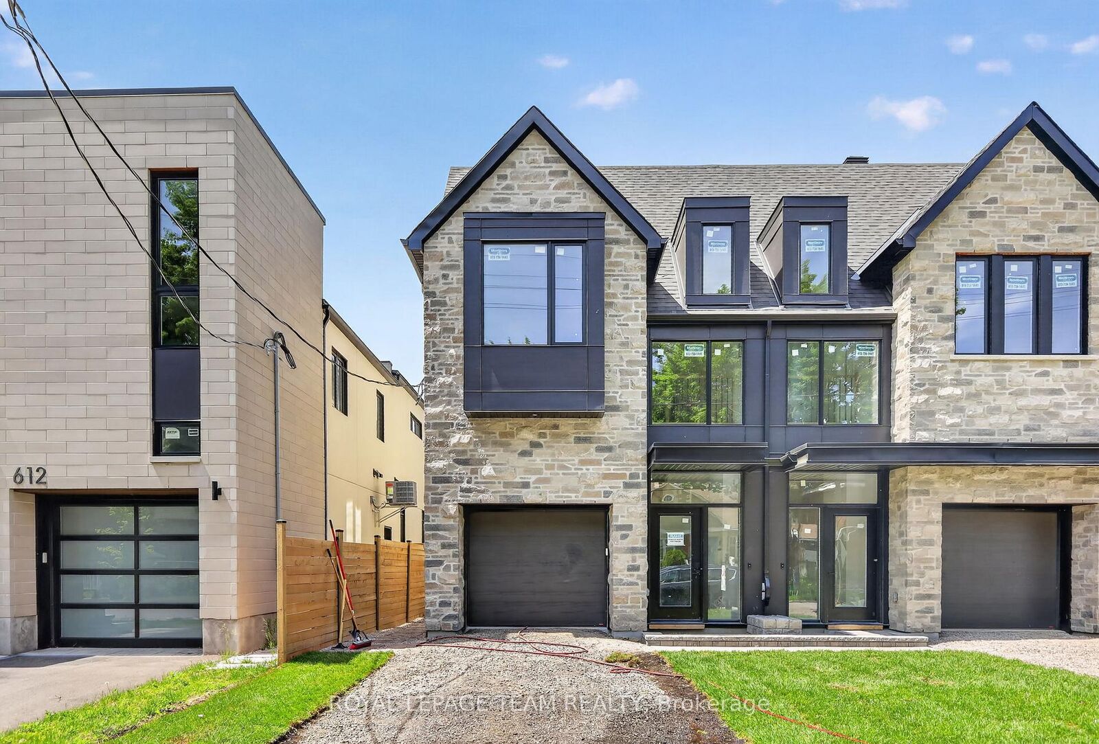Property Photo:  608 Tweedsmuir Avenue B  ON K1Z 5P3 