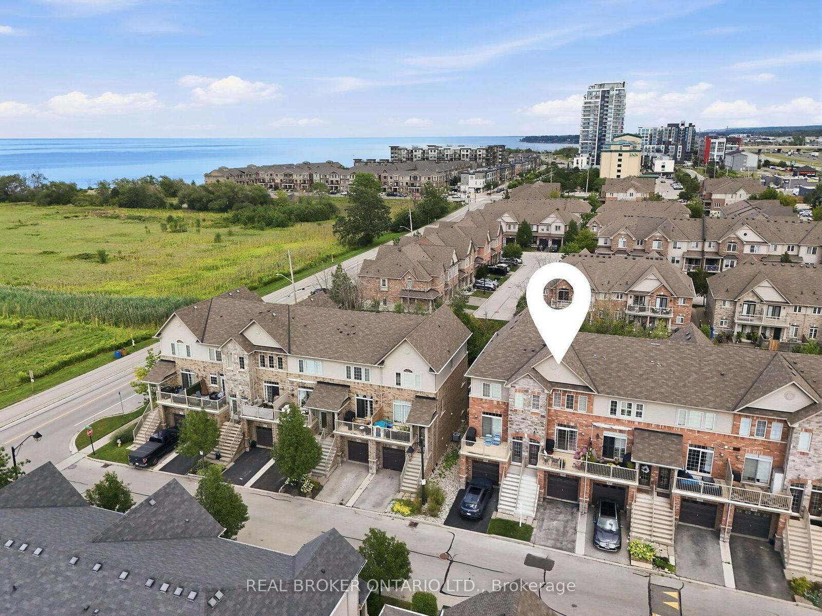 Property Photo: 541 Winston Road 15 ON L3M 0C5