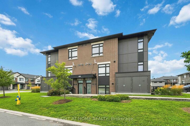 Property Photo:  55 Overberg Way D  ON K2S 2Y4 