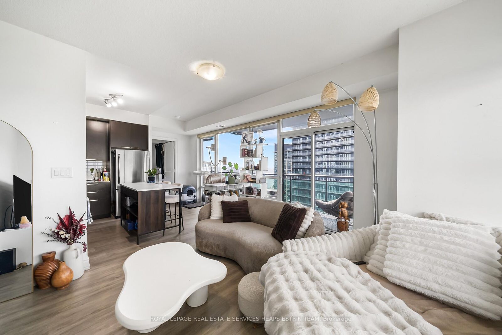 Property Photo: 16 Brookers Lane 3301 ON M8V 0A5