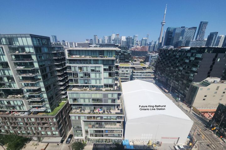 95 Bathurst Street 623 — photo 1