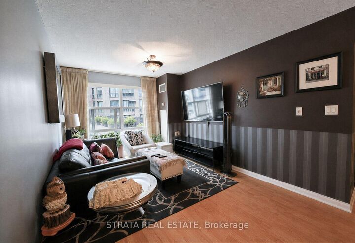 Property Photo: 11 St Joseph Street 304 ON M4Y 3G4