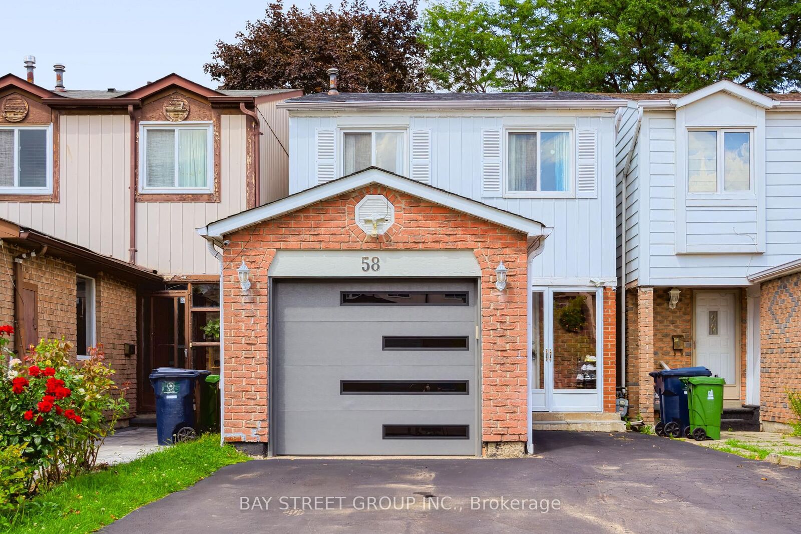 Property Photo:  58 Tambrook Drive  ON M1W 3L9 