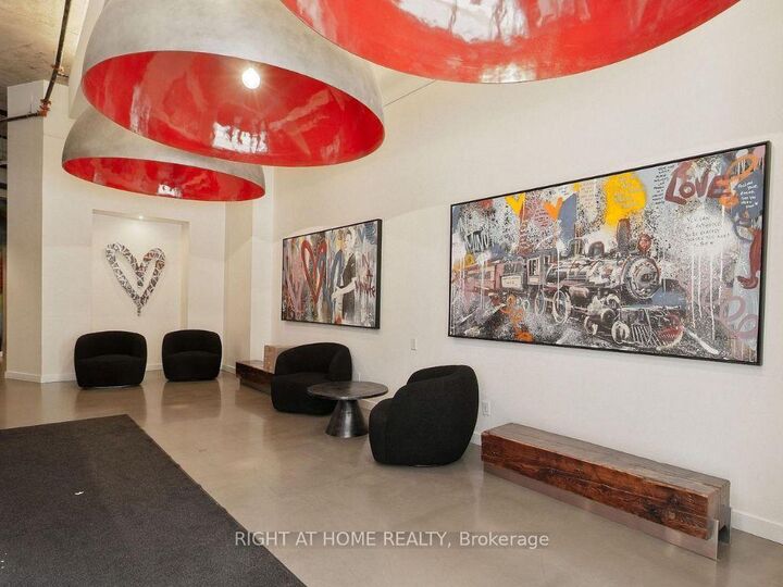 Property Photo:  