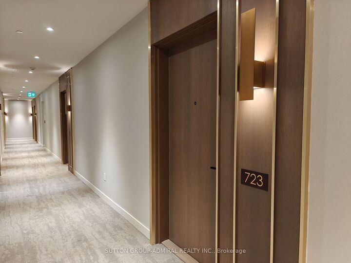 Property Photo: 9700 Ninth Line 723 ON L6B 1A8