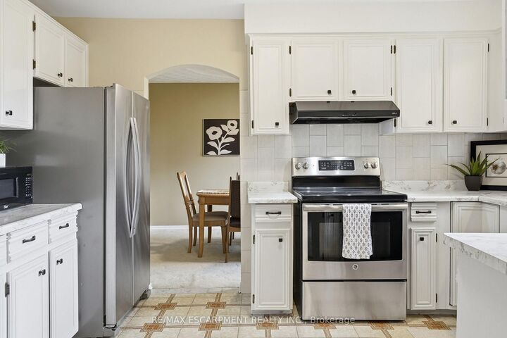 Property Photo: 57 Neil Avenue ON L8G 2N1