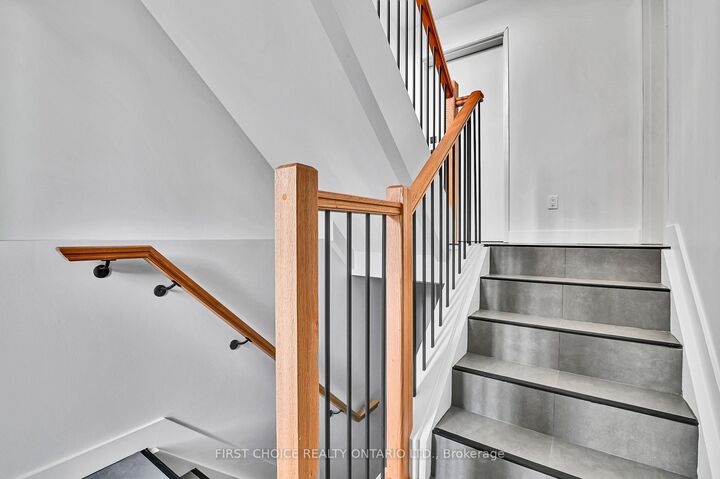 Property Photo:  972 Dynes Road 1  ON K2C 0G8 