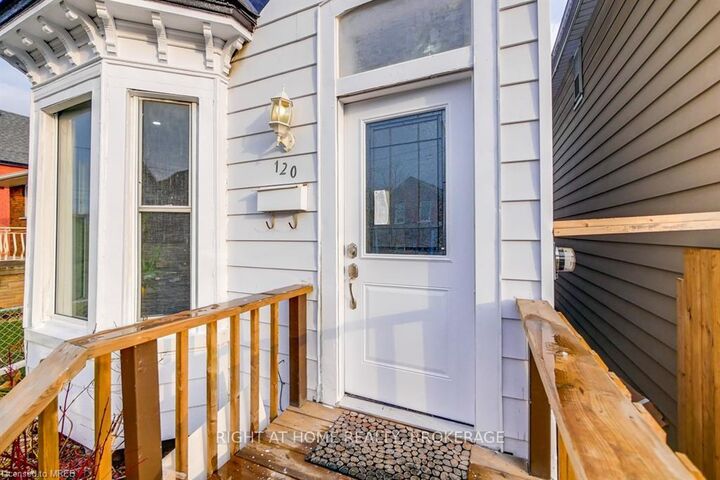 Property Photo:  120 Tisdale Street N  ON L8L 5M6 