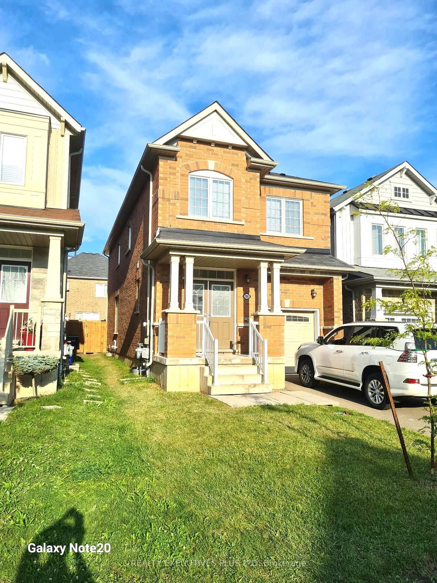 Property Photo:  7694 Shagbark Avenue  ON L2H 3R8 
