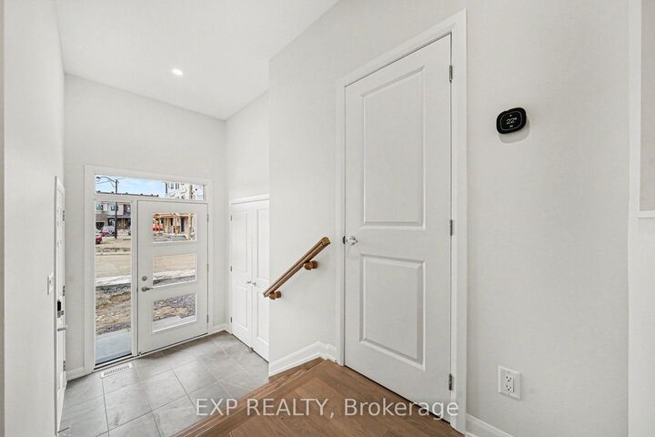 Property Photo:  650 Moonglade Crescent  ON K2J 7N2 