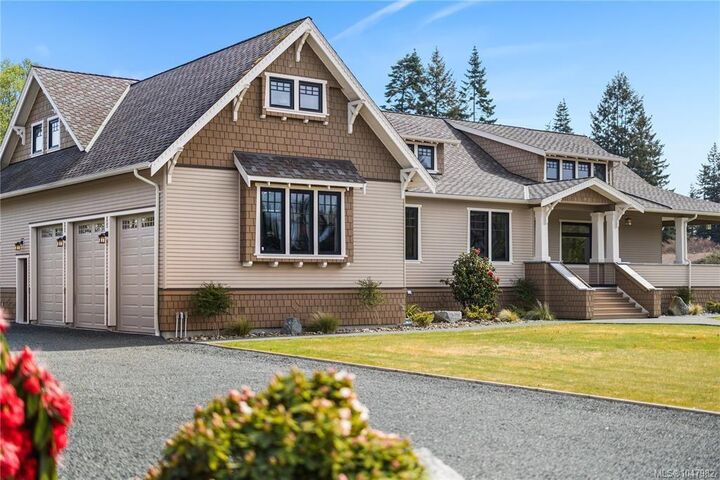 Property Photo: 3816 Stuart Pl BC V9H 1J7