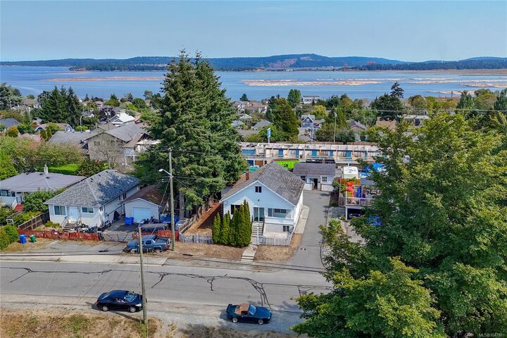 Property Photo: 138 Strickland St BC V9R 4S2