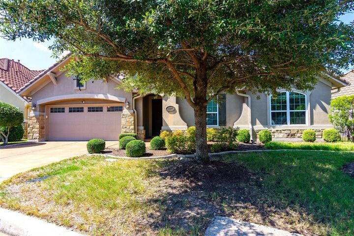 Property Photo: 12004 Versante Circle Vh37 TX 78726