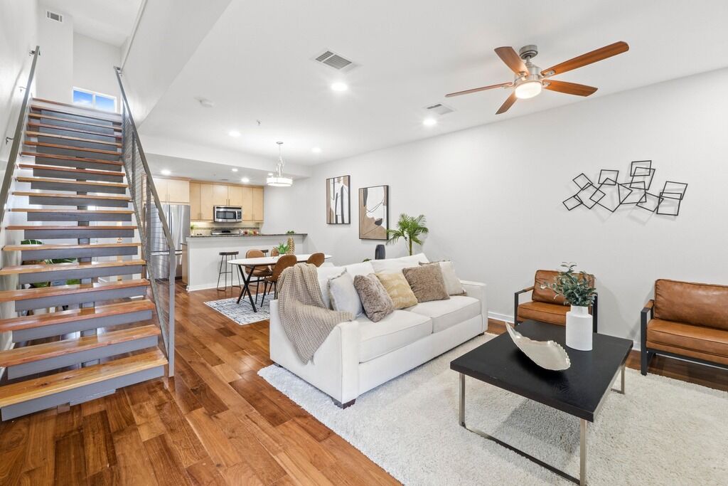 Property Photo:  503 Swanee Drive 19  TX 78752 