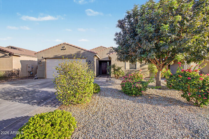 Property Photo:  1041 W Glen Canyon Drive  AZ 85140 