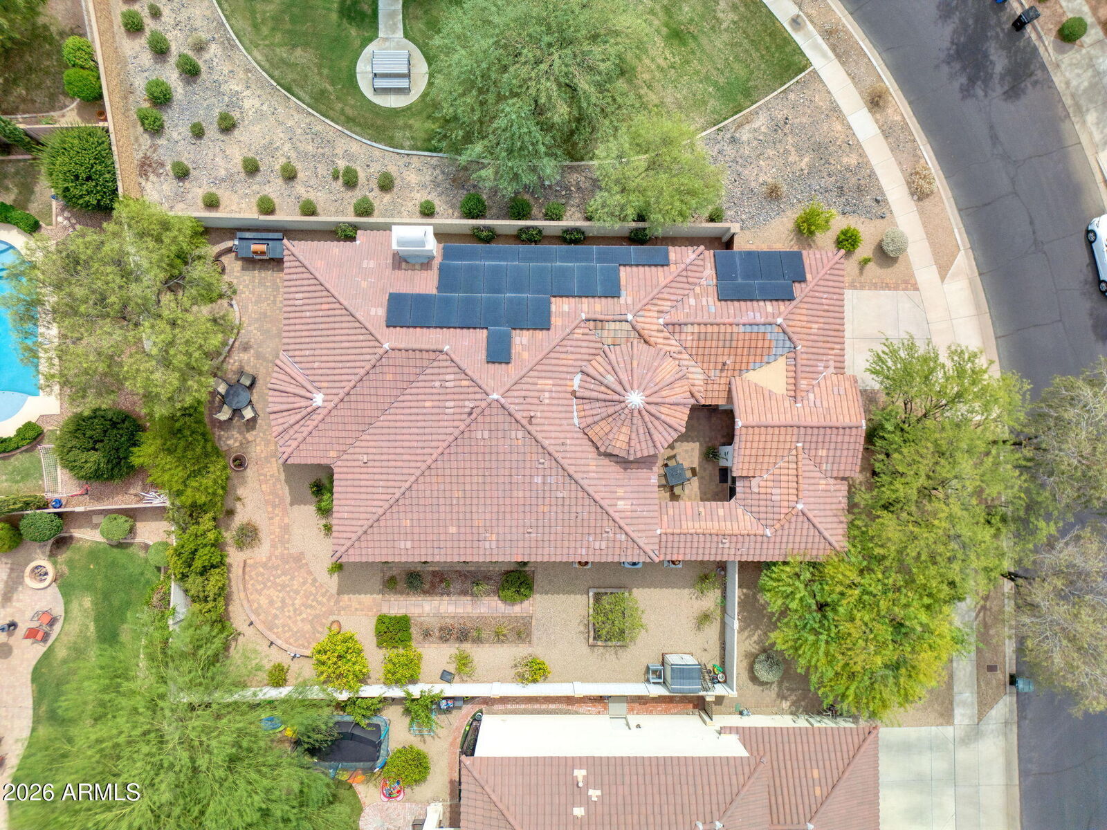 Property Photo:  2008 W Gloria Lane  AZ 85085 