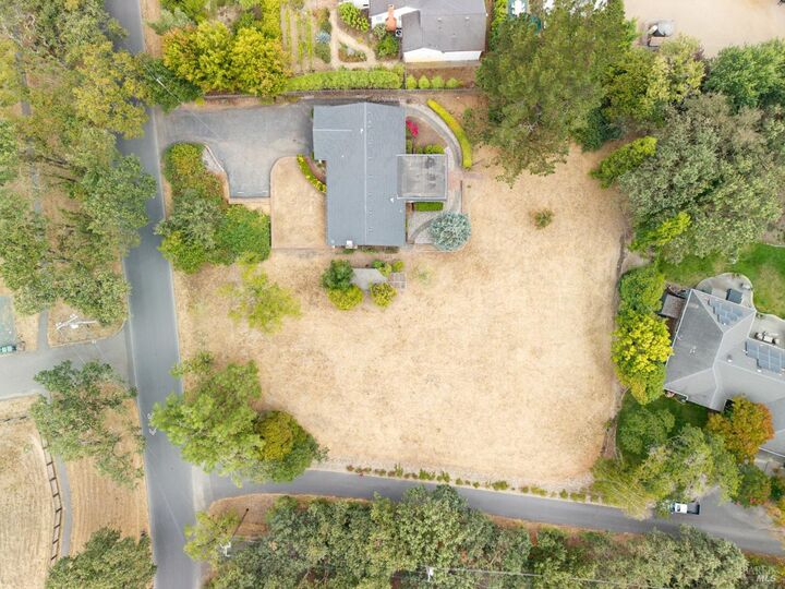 Property Photo:  468 W School Street  CA 94931 