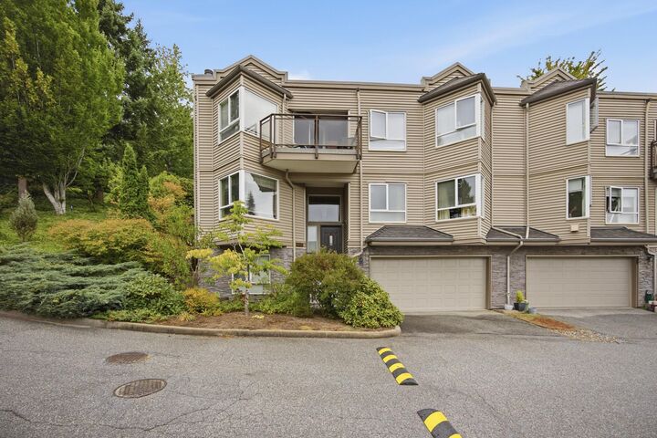 Property Photo: 1215 Lansdowne Drive 411 BC V3E 2P2