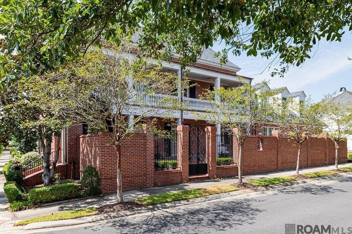 Property Photo:  11447 Center Court Blvd  LA 70810 