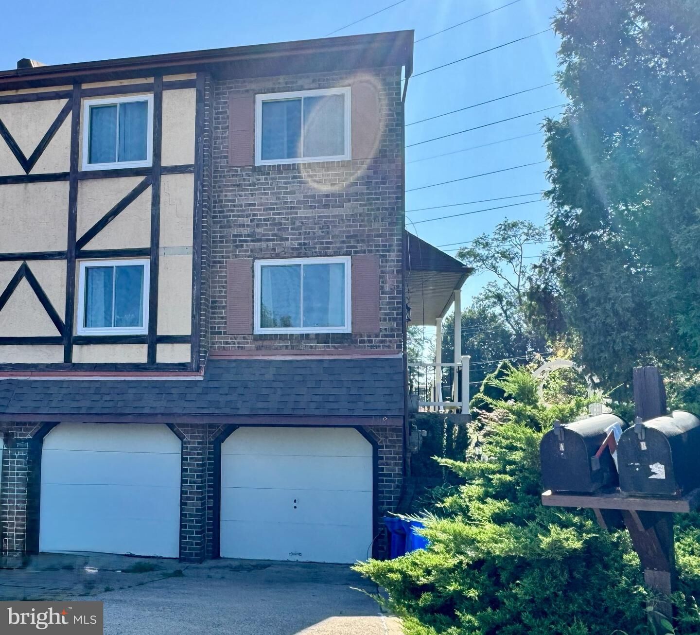 Property Photo:  