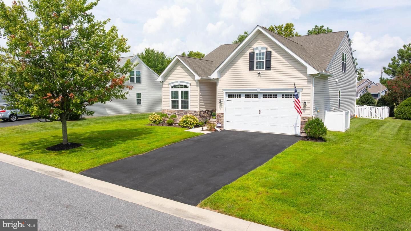 Property Photo: 46 Fairway Drive DE 19970