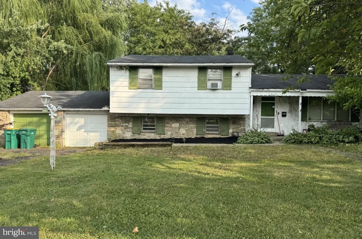 Property Photo: 2072 Hansell Drive PA 19020