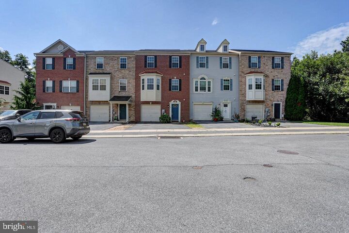 Property Photo:  64 Milestone Court  PA 17201 
