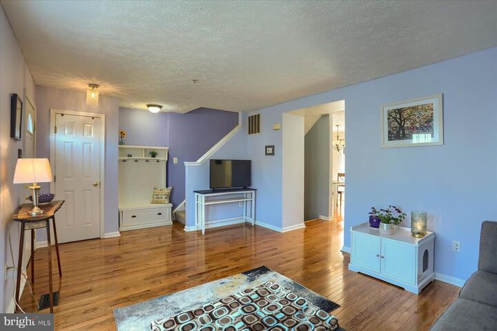 Property Photo: 1025 Jeanett Way MD 21014