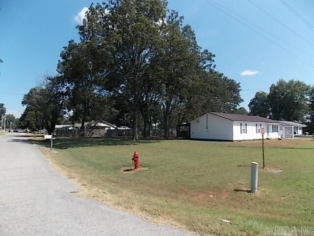 Property Photo: 401 S 3rd St, (Hwy 164) Street MO 63821-9111