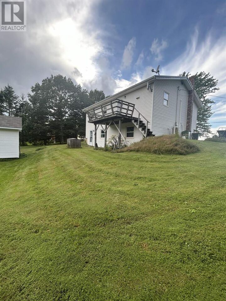 Property Photo:  2443 Horne Cross Road  PE C1E 2S2 