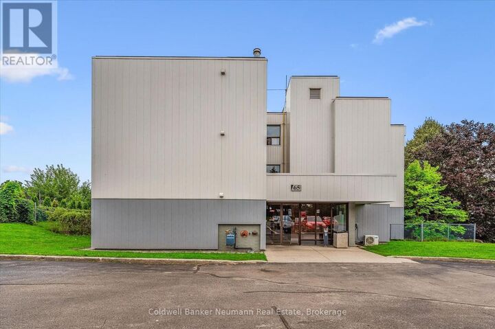 Property Photo:  65 Silvercreek Parkway 407  ON N1H 7R9 