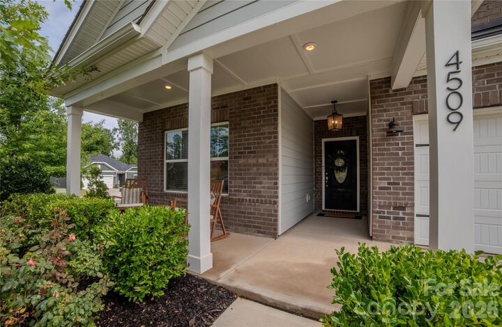 Property Photo:  4509 Kelowna Street  NC 28214 
